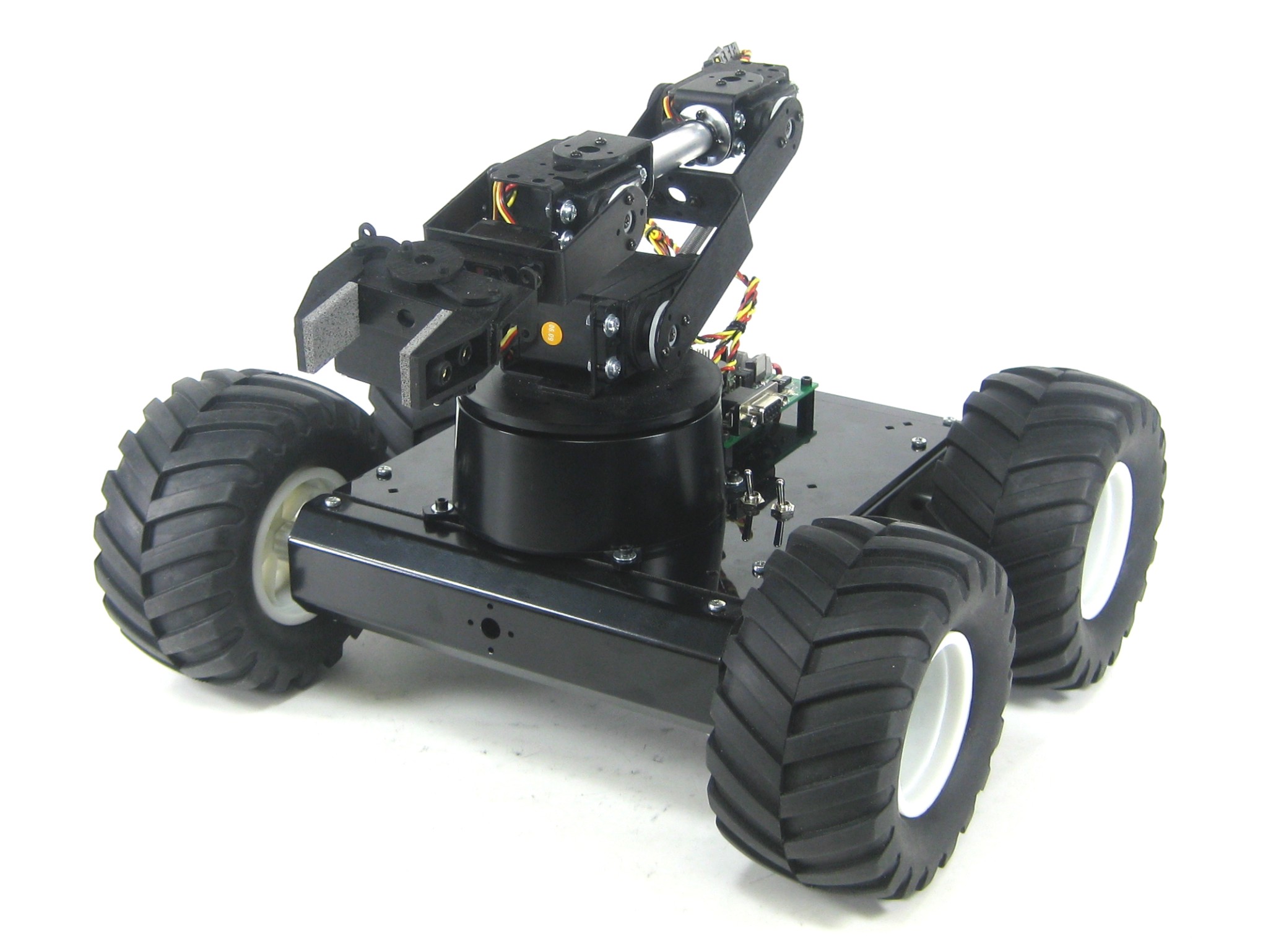 Lynxmotion A4WD1 Robot Rover AL5 Robot Arm